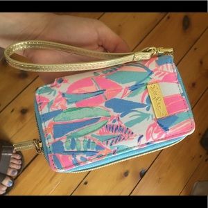 Lilly Pulitzer wristlet wallet/phone holder